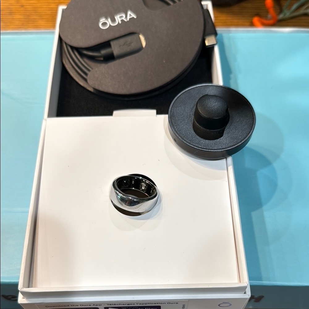 Oura Polished Silver Ring